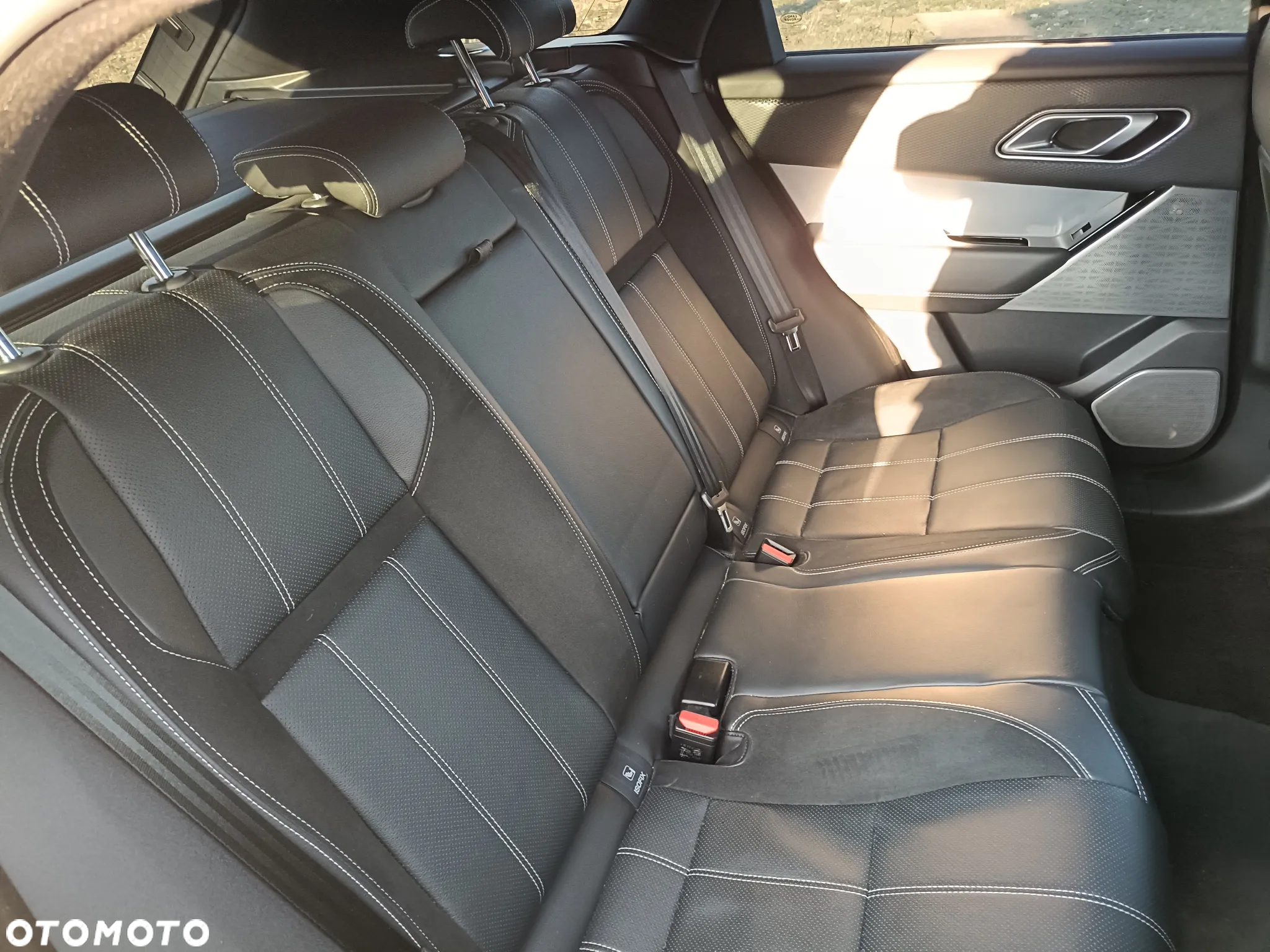 Land Rover Range Rover Velar 2.0 Si4 GPF R-Dynamic S - 22