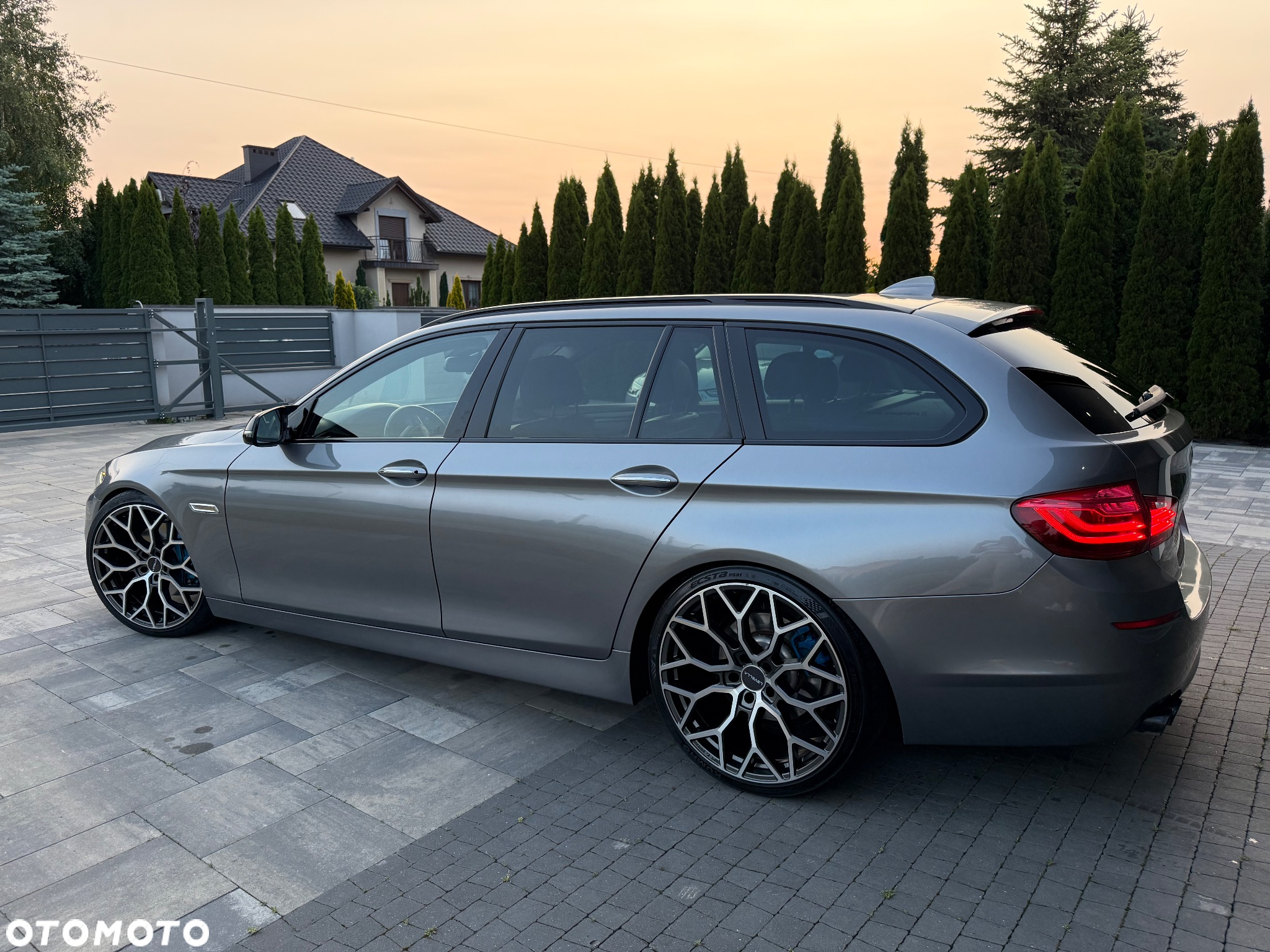 BMW Seria 5 520d Touring Luxury Line - 6