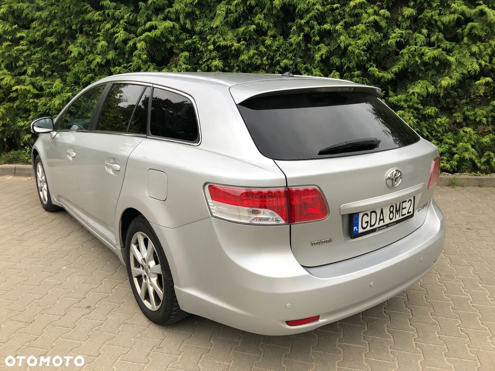 Toyota Avensis 2.0 D-4D Sol plus - 6