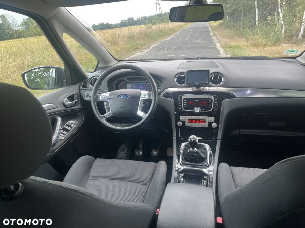 Ford S-Max 2.0 TDCi DPF Titanium - 17