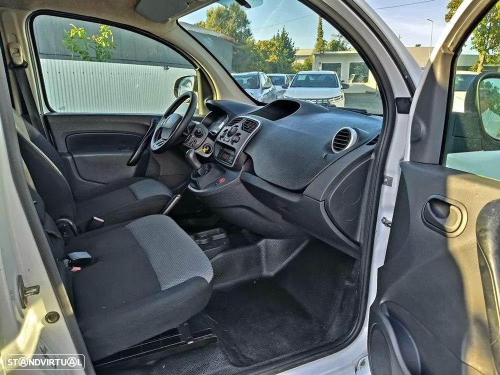 Renault kangoo maxi 1.5 dci - 15