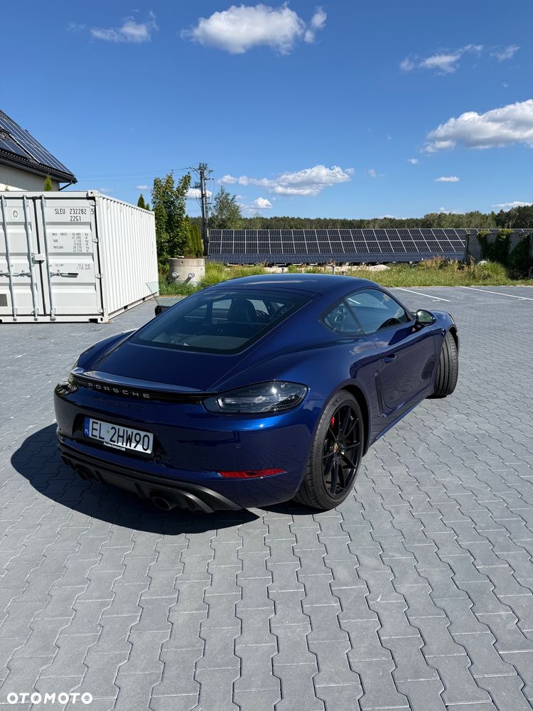 Porsche 718 Cayman - 3