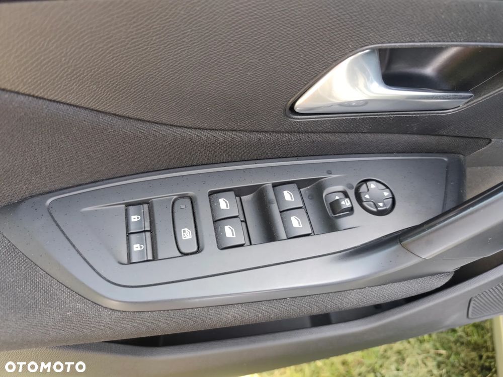 Peugeot 308 BlueHDi 130 Stop & Start Active - 13