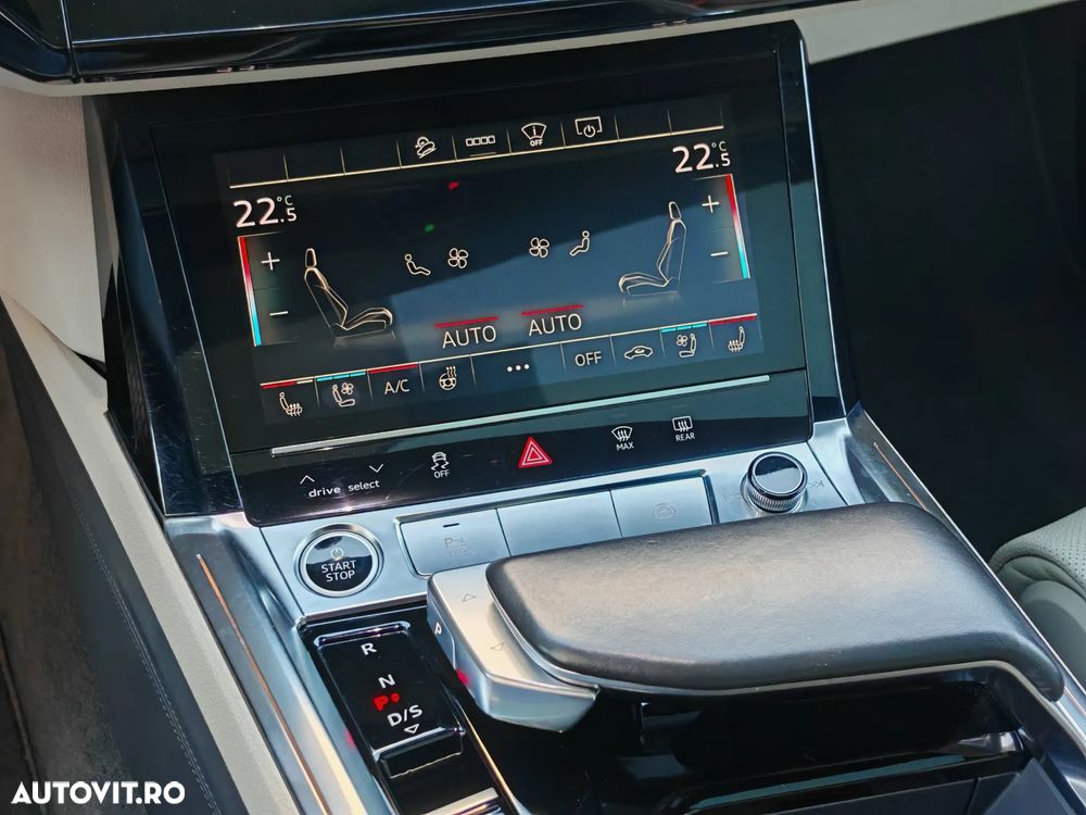 Audi e-tron 55 quattro advanced - 17