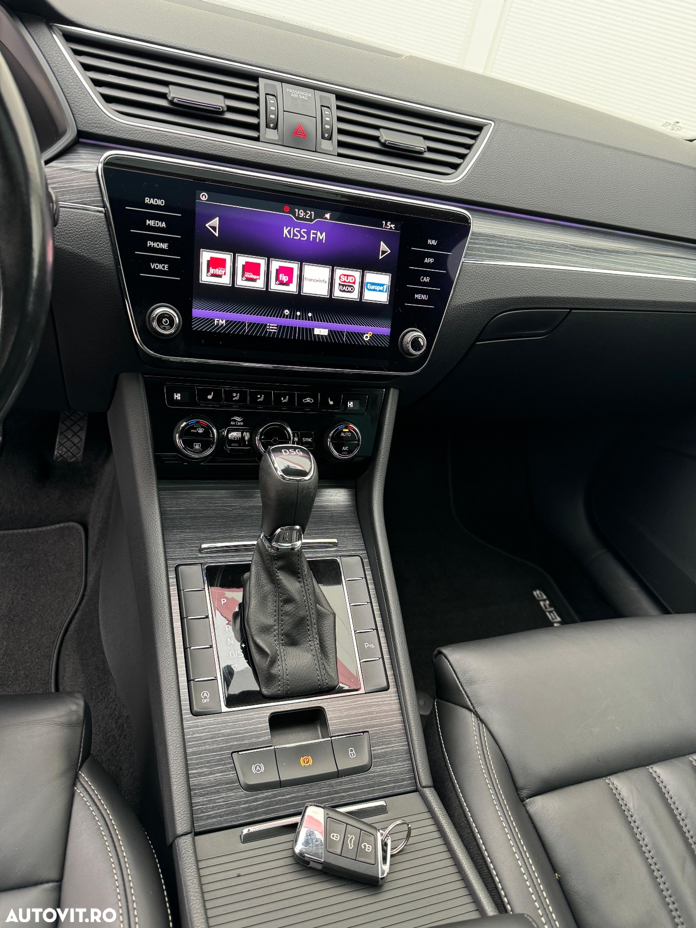 Skoda Superb 2.0 TDI DSG Ambition - 12