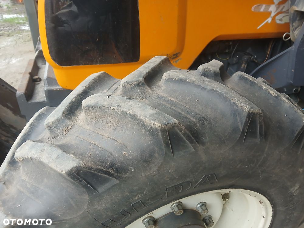 Renault Ceres 85x ładowacz - 4