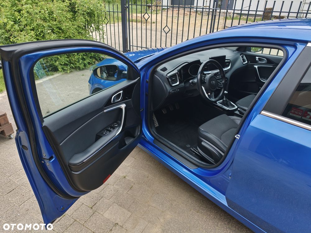 Kia Ceed 1.4 T-GDI L Business Line - 13
