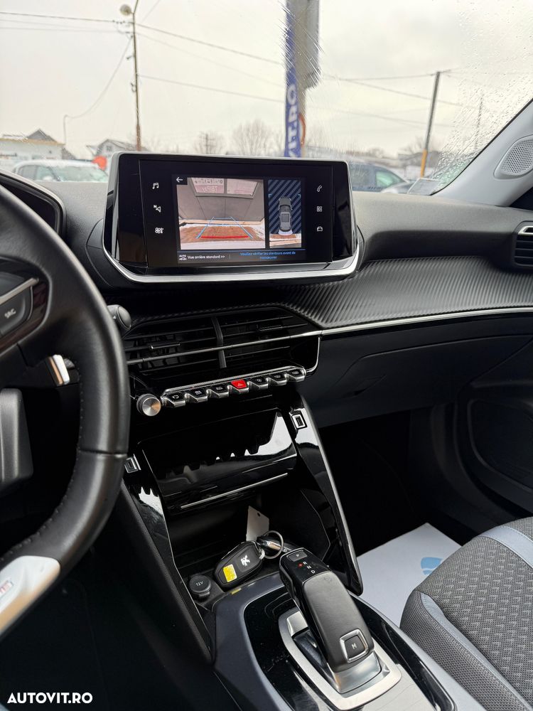 Peugeot 2008 1.5 BlueHDI EAT8 STT GT Pack - 38