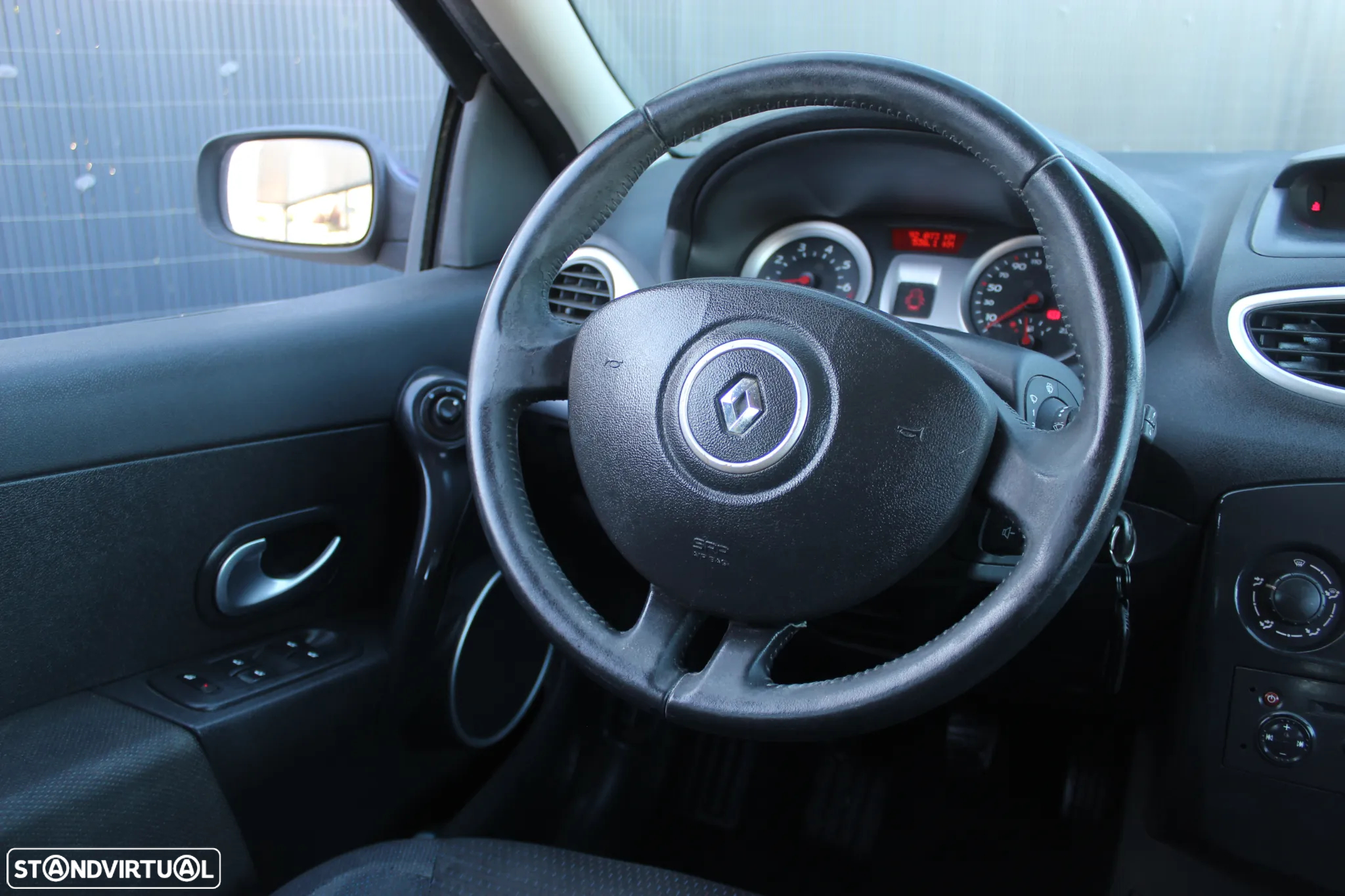 Renault Clio 1.2 16V Dynamique S - 7