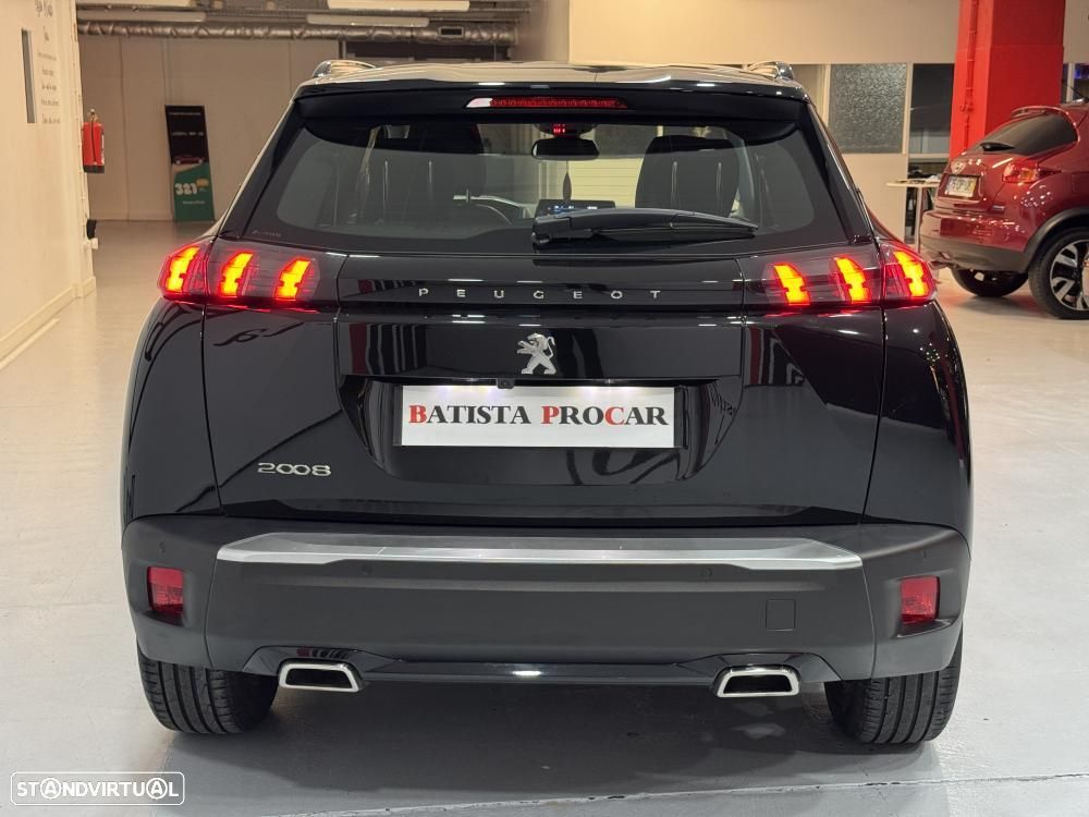 Peugeot 2008 1.2 PureTech Allure - 8