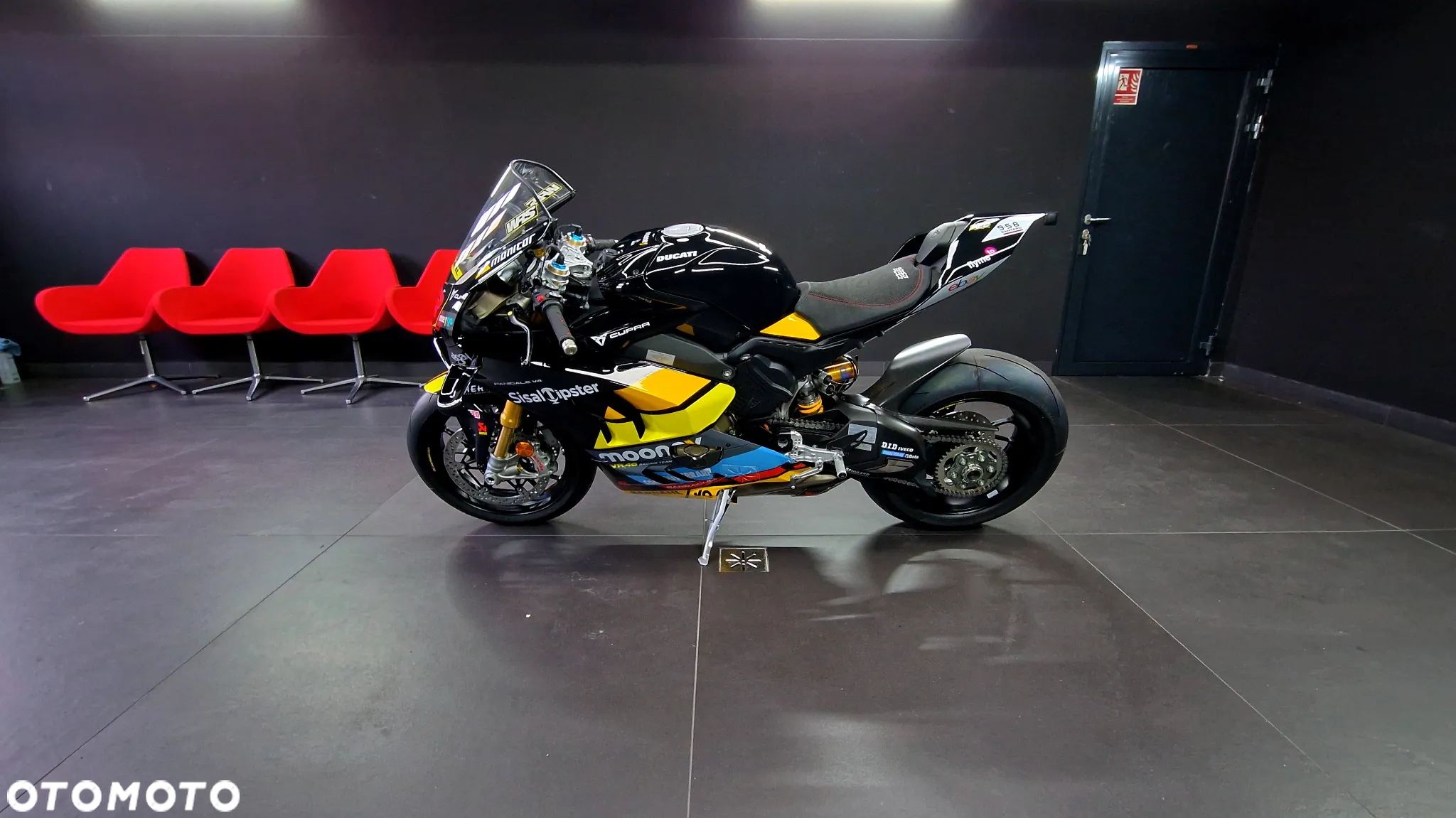 Ducati Panigale V4S - 6