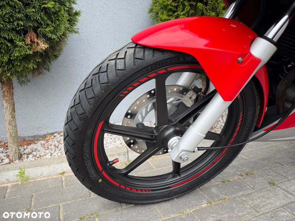 Honda CBR - 35