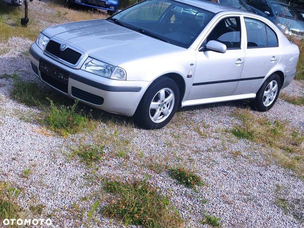 Skoda Octavia - 2