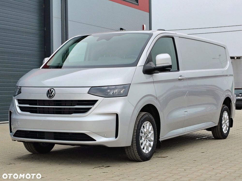 Volkswagen Transporter Transporter Furgon silnik: 2,0 l TDI 150 KM / skrzynia biegów: 8-biegowa automatyczna rozstaw osi: 3500 mm - 3
