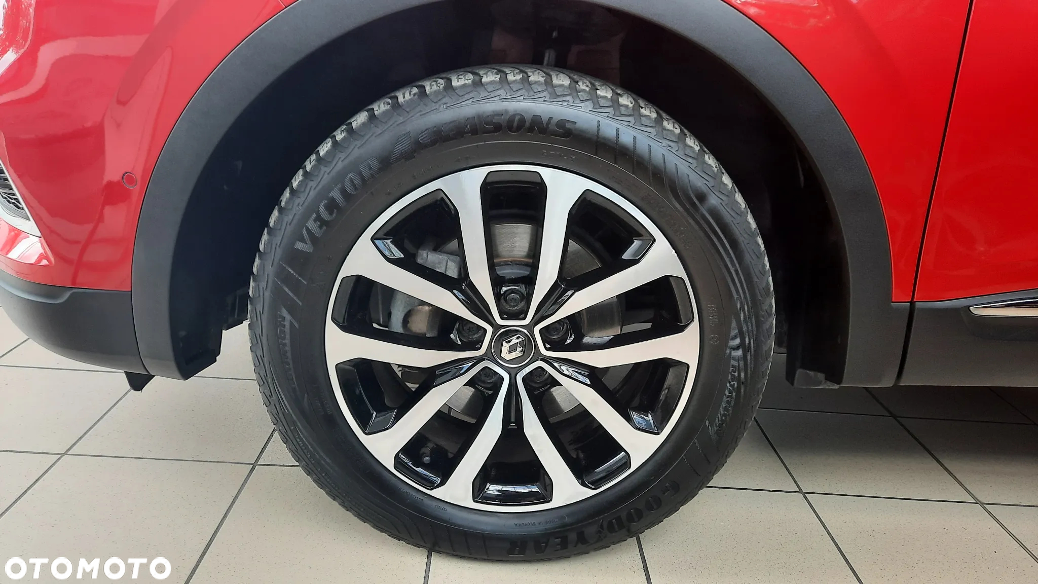 Renault Kadjar TCe 160 GPF EDC TECHNO - 4