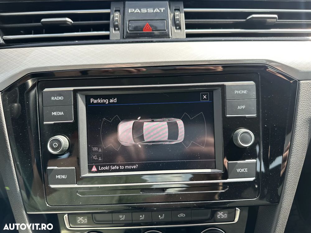 Volkswagen Passat - 20