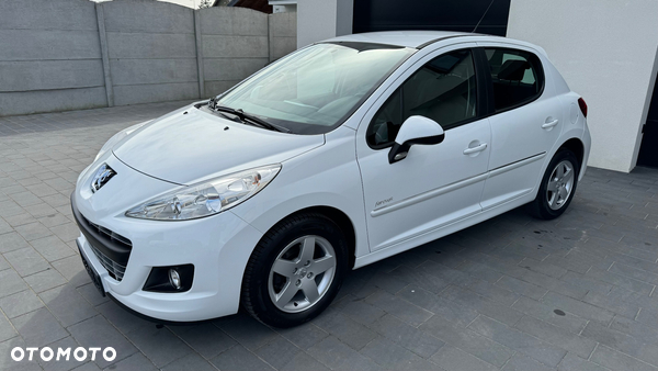 Peugeot 207 75 forever