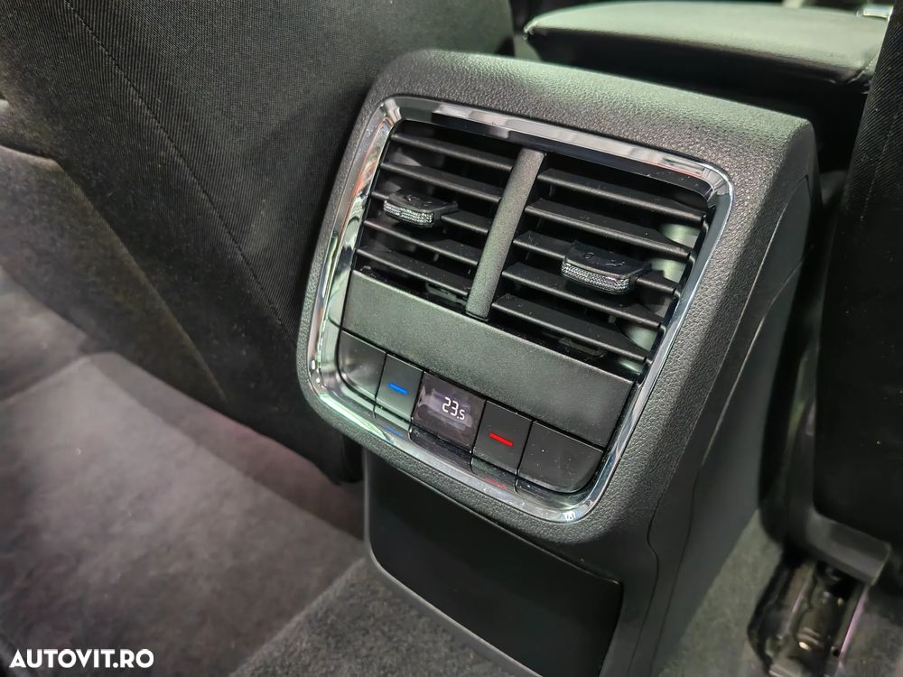 Skoda Octavia 2.0 TDI DSG Sport Edition - 16