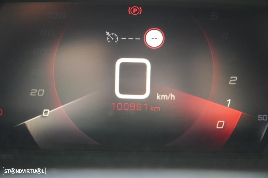 Peugeot 2008 1.2 PureTech Allure Pack - 6