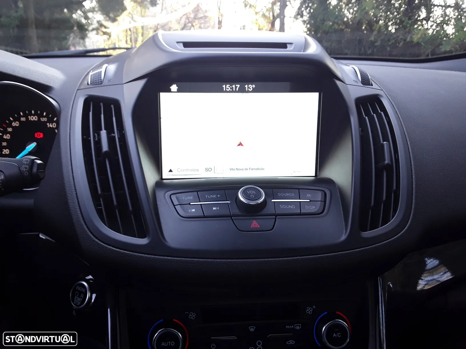 Ford Kuga 1.5 TDCi ST-Line Limited Edition - 24