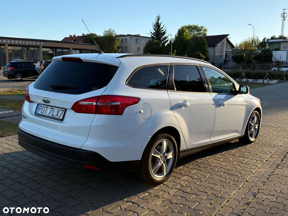 Ford Focus - 8