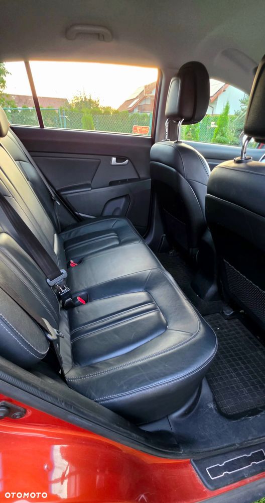 Kia Sportage 2.0 CRDI XL - 11