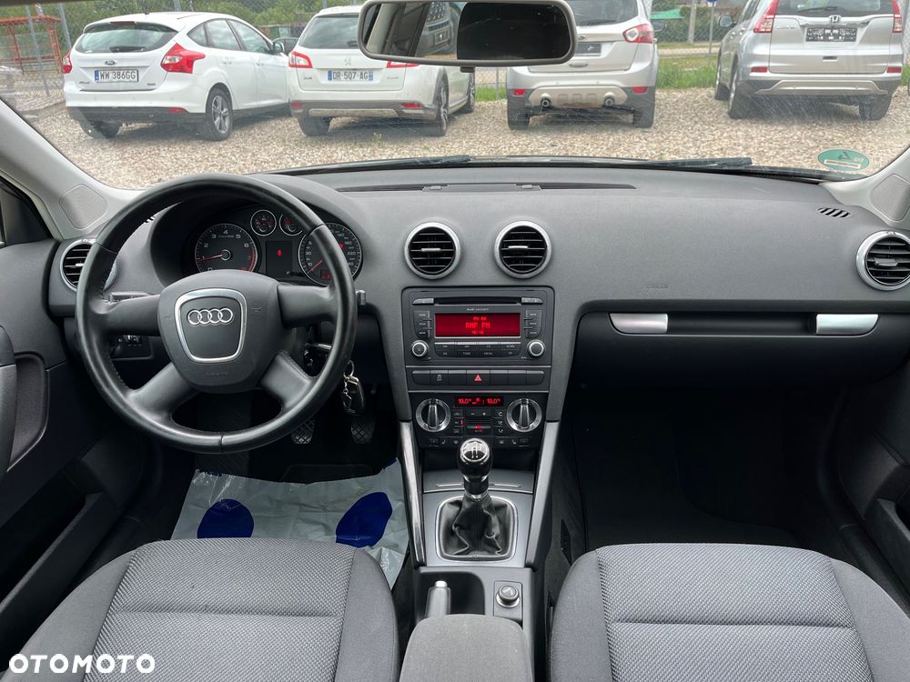 Audi A3 Sportback 1.6 Attraction - 8