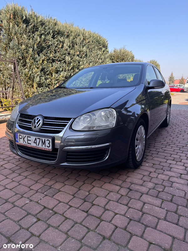Volkswagen Jetta 1.6 FSI Trendline