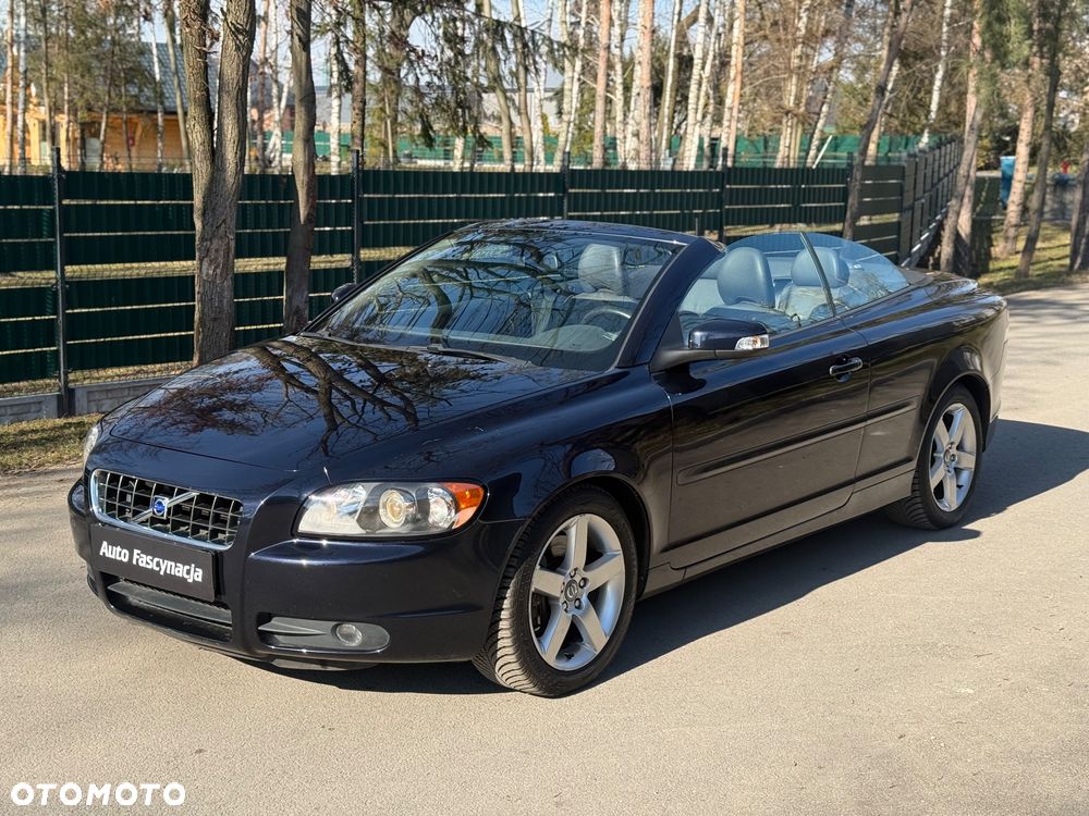Volvo C70 2.0D Momentum - 1