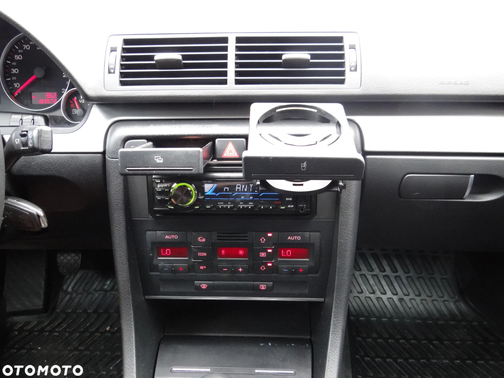 Audi A4 1.6 - 24