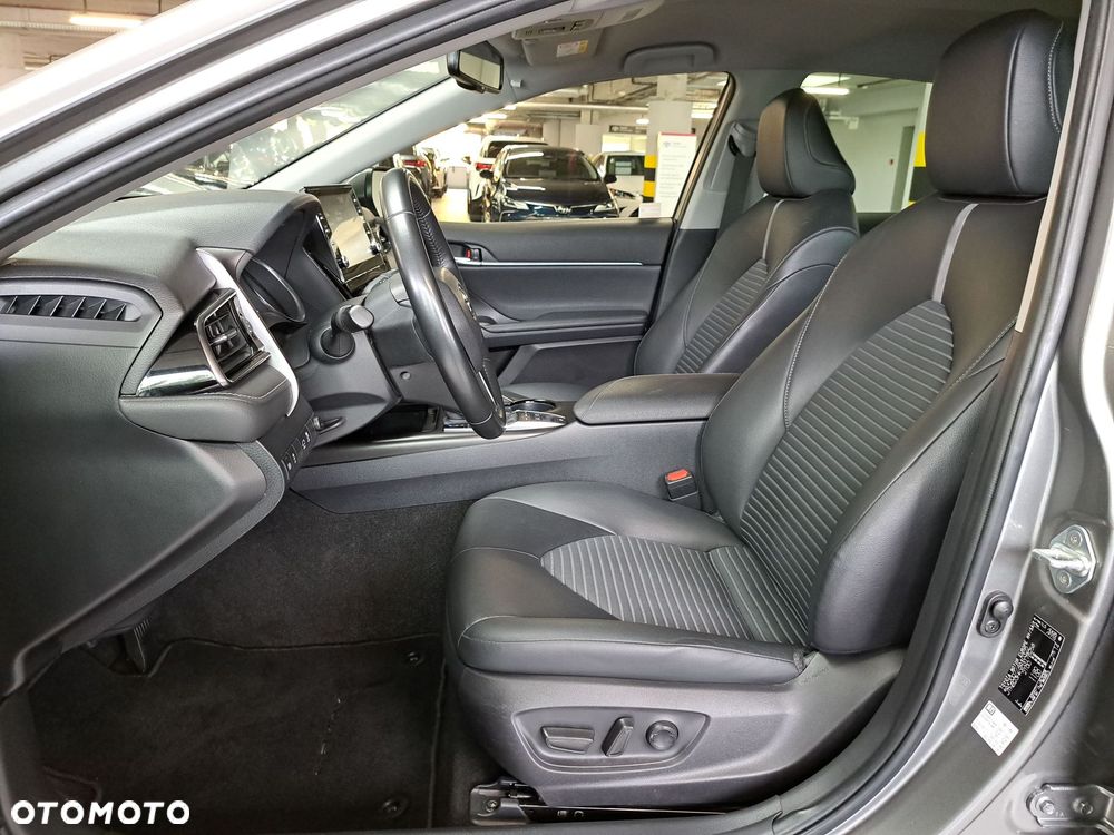 Toyota Camry 2.5 Hybrid Prestige CVT - 12