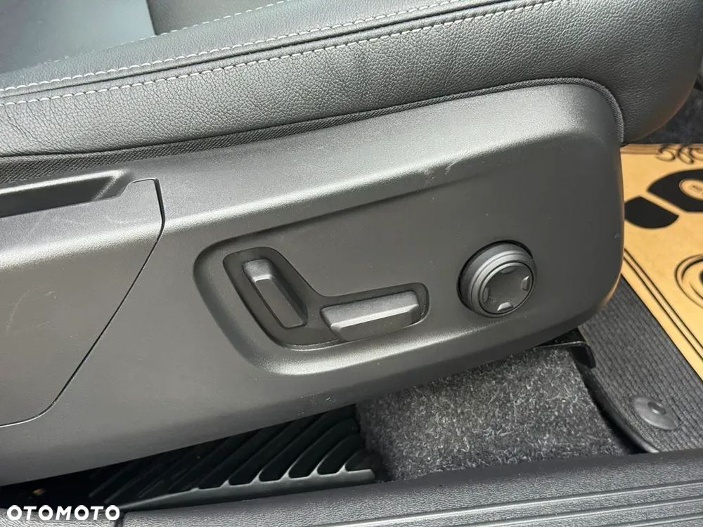 Volvo XC 40 D4 AWD Geartronic Inscription - 15