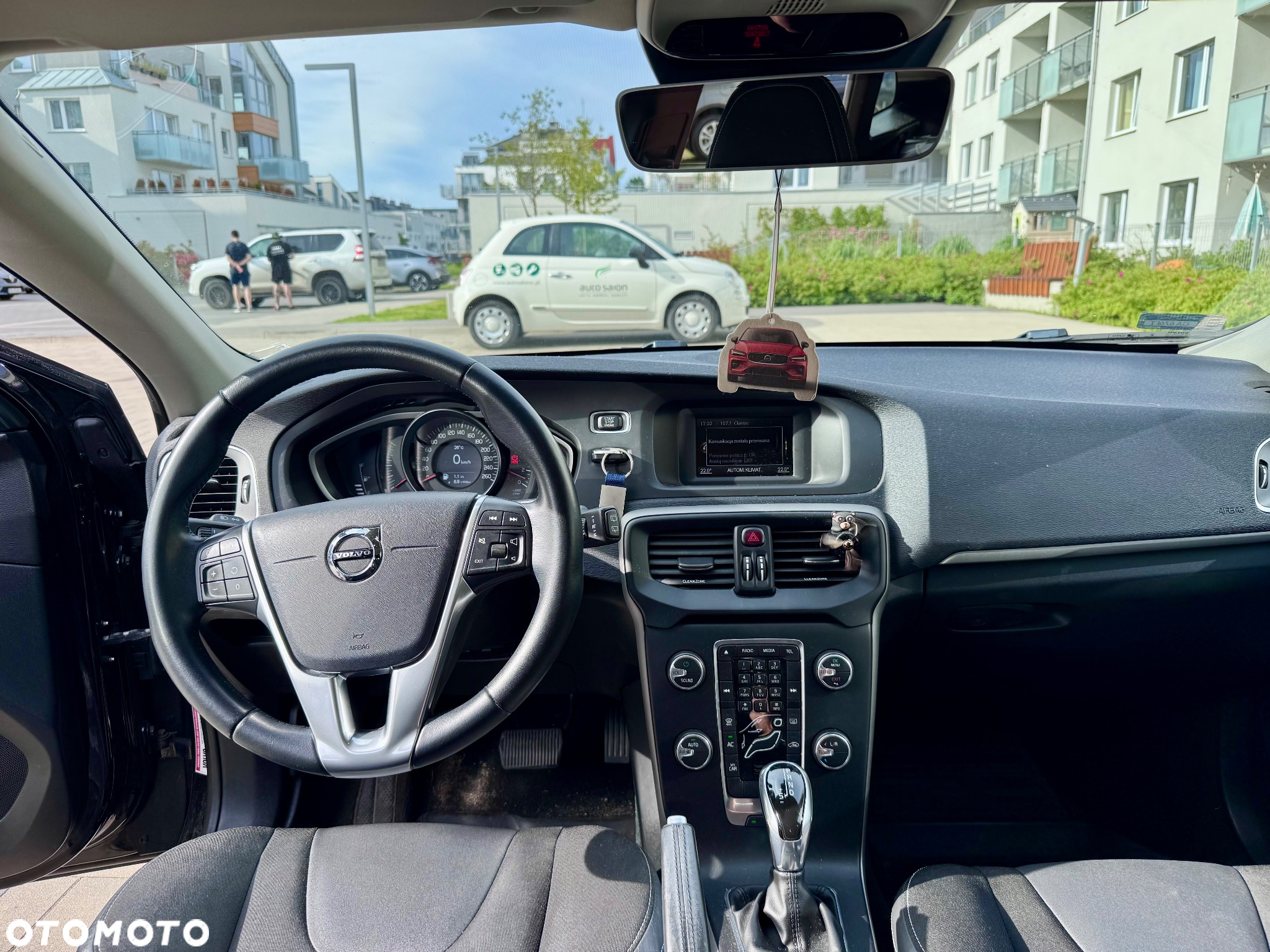 Volvo V40 D4 Drive-E Momentum - 4