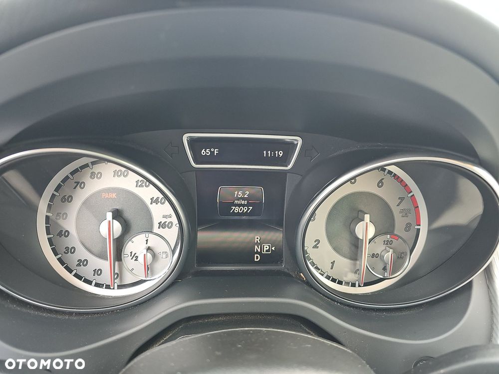 Mercedes-Benz GLA 250 4Matic 7G-DCT AMG Line - 9