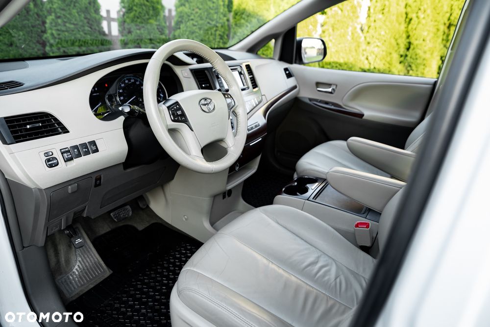 Toyota Sienna 3.5 V6 Limited AWD - 15