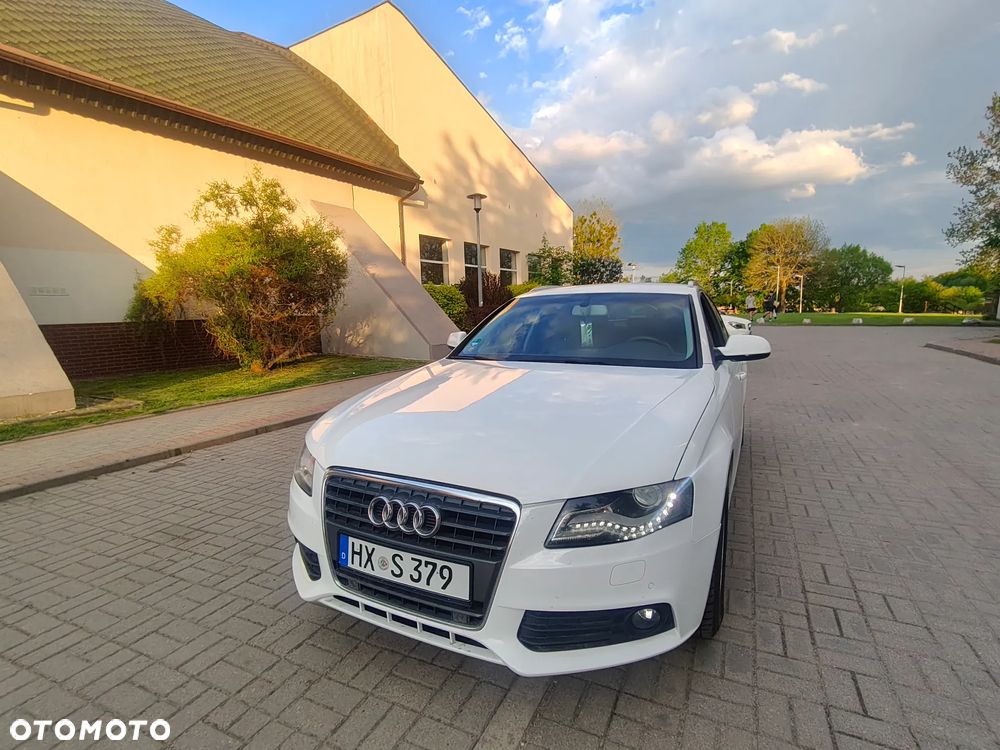 Audi A4 Avant - 28