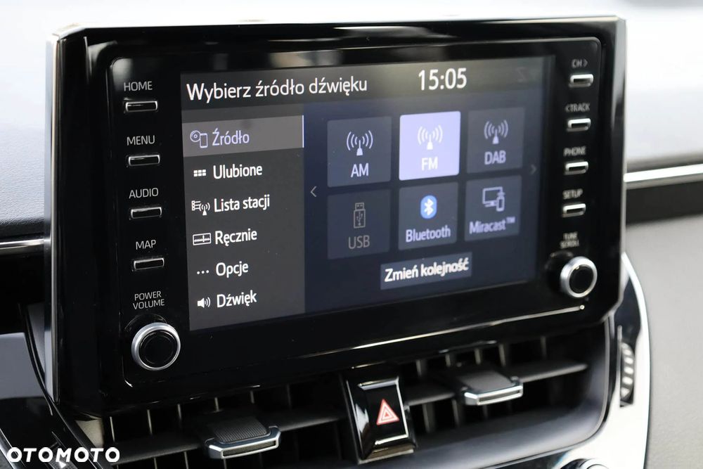 Toyota Corolla 1.8 Hybrid Comfort - 22