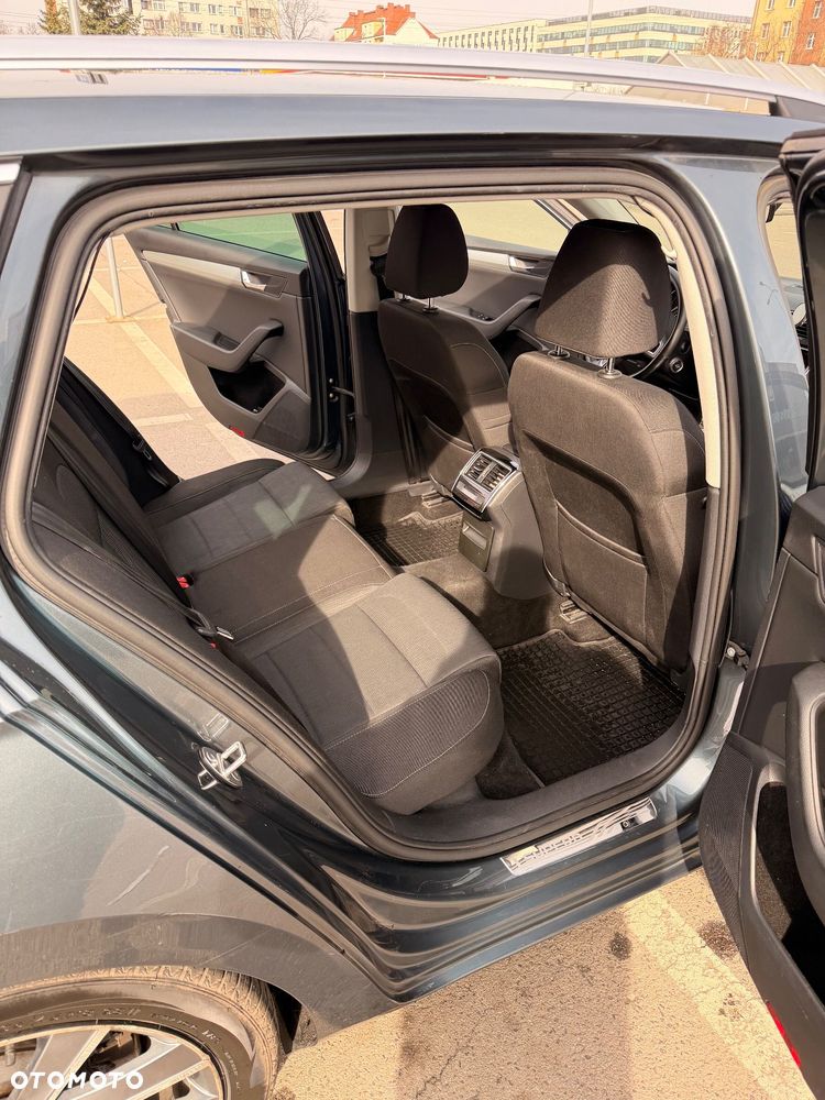 Skoda Superb 2.0 TDI Ambition - 17