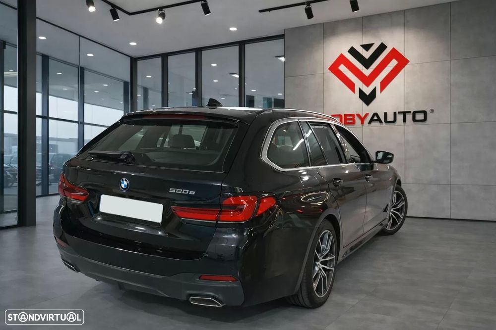 BMW 520 e Pack M - 2