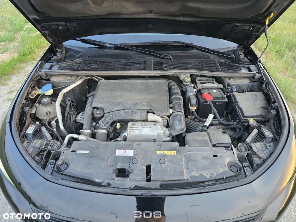 Peugeot 308 1.2 PureTech Allure S&S - 26
