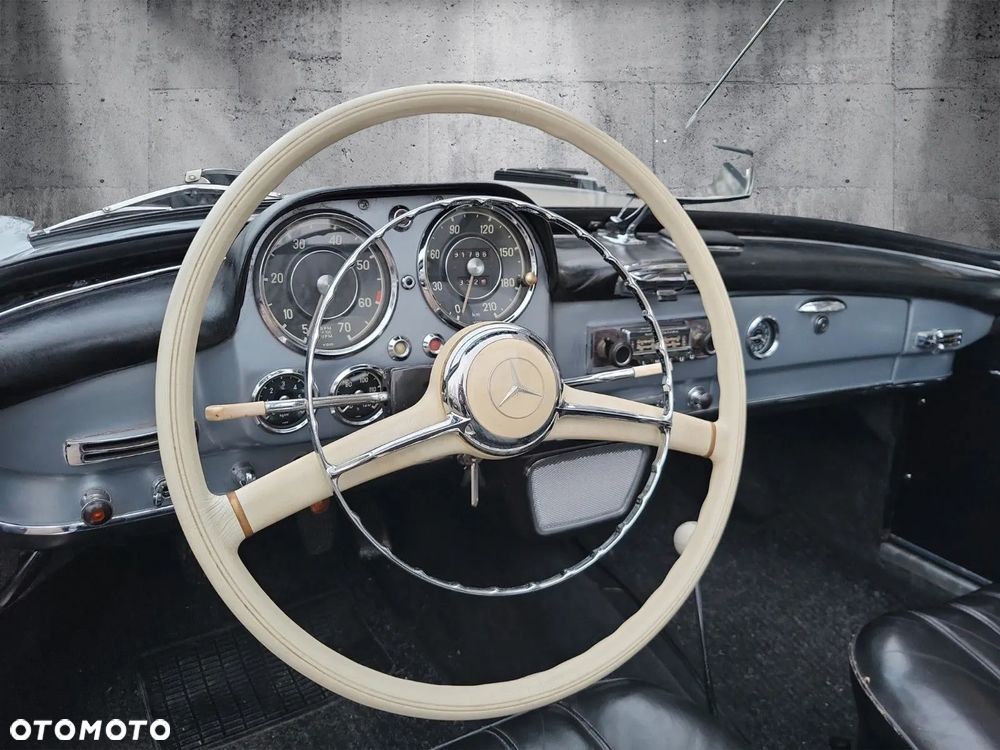 Mercedes-Benz SL - 20