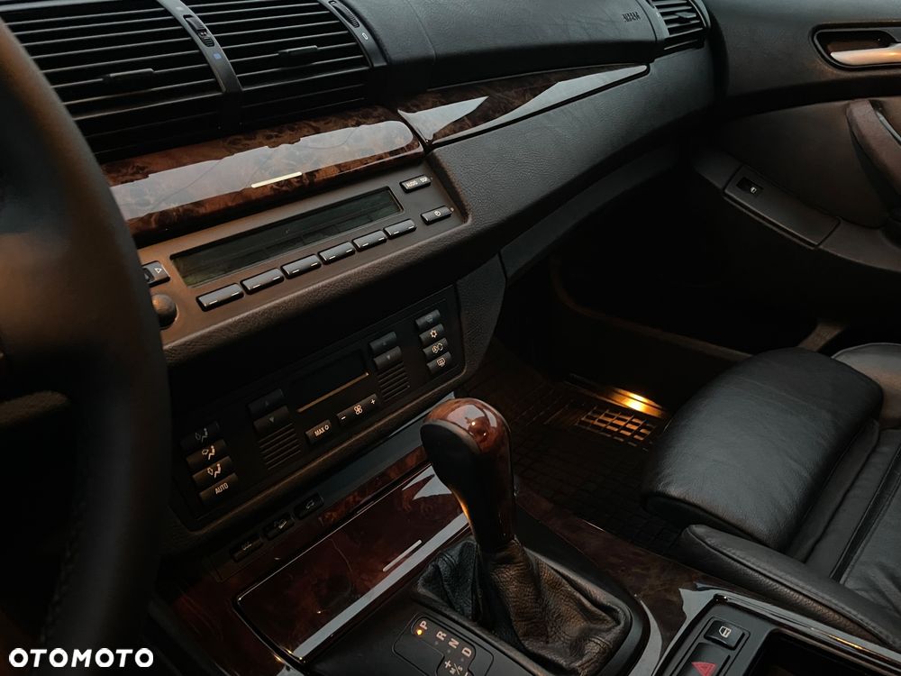 BMW X5 3.0 i Edition Exclusive Sport - 23