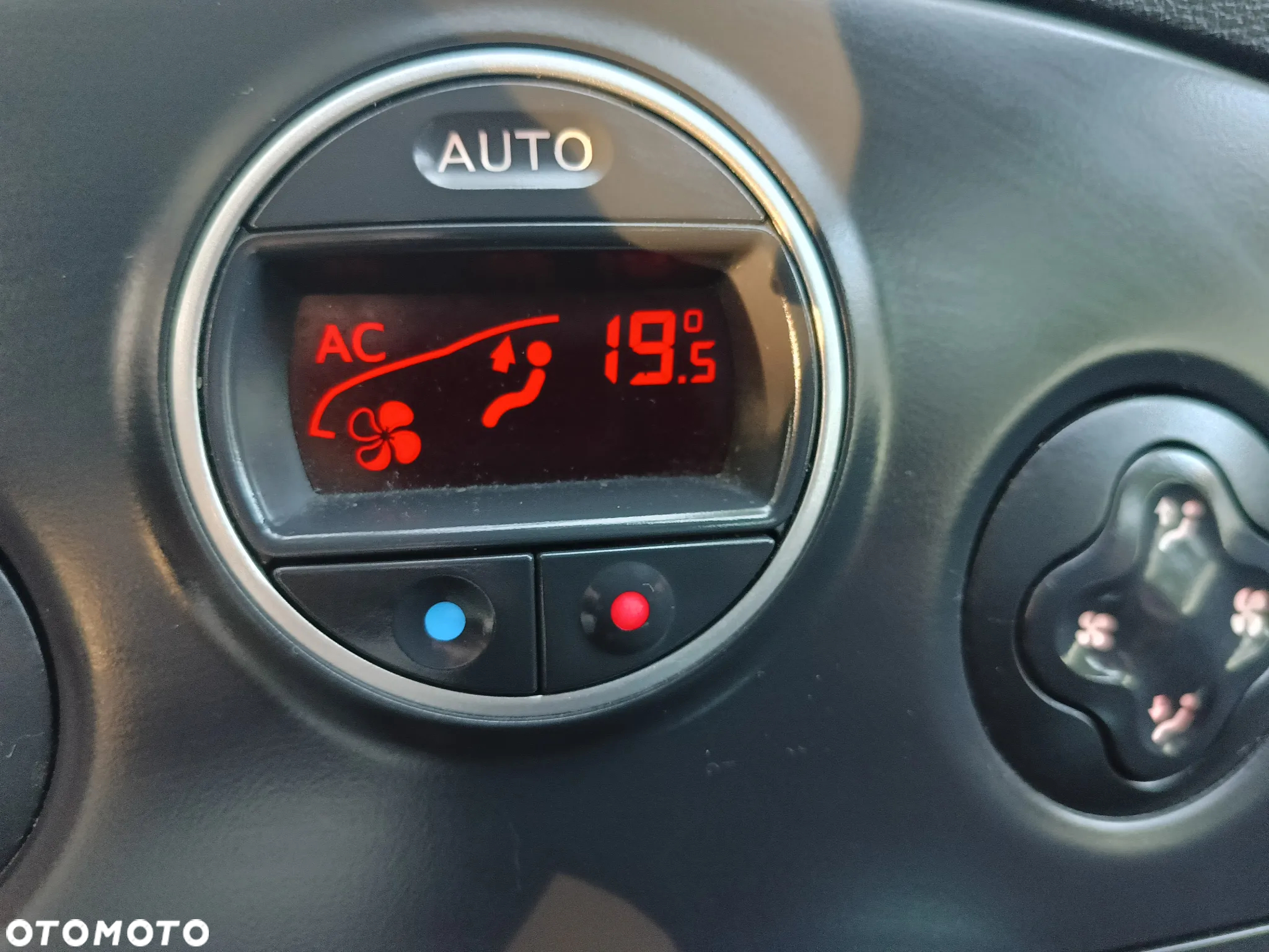 Renault Clio 1.5 dCi Alize - 16