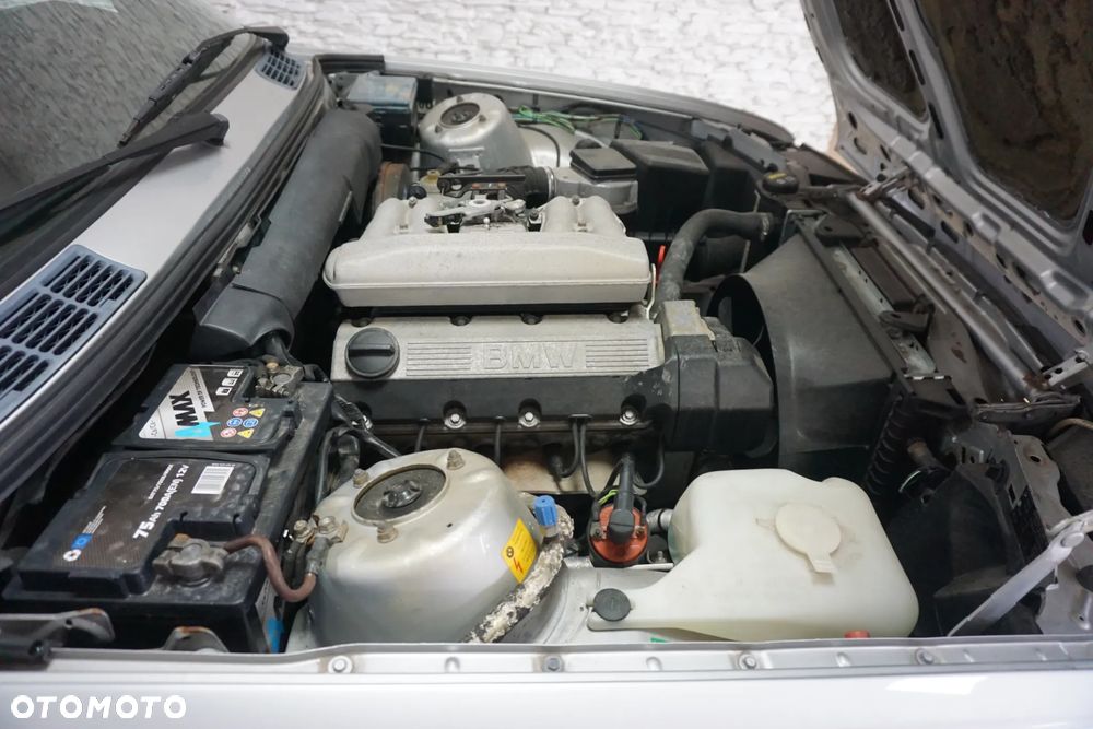 BMW Seria 3 316i - 18