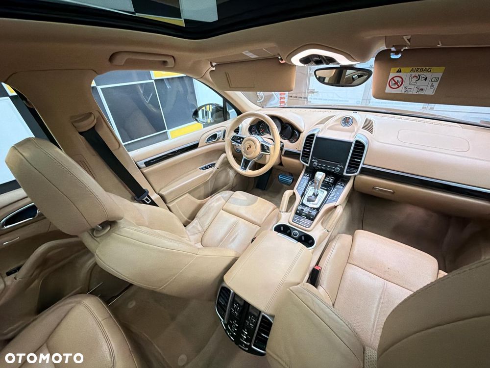 Porsche Cayenne S Diesel - 11