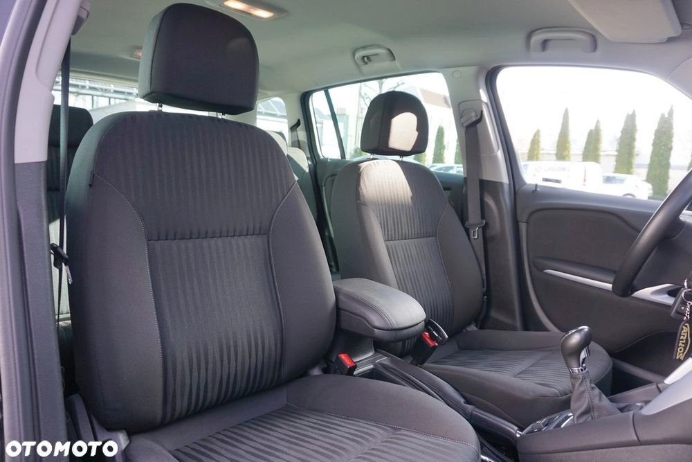 Opel Zafira 1.4 T Cosmo EU6 - 33