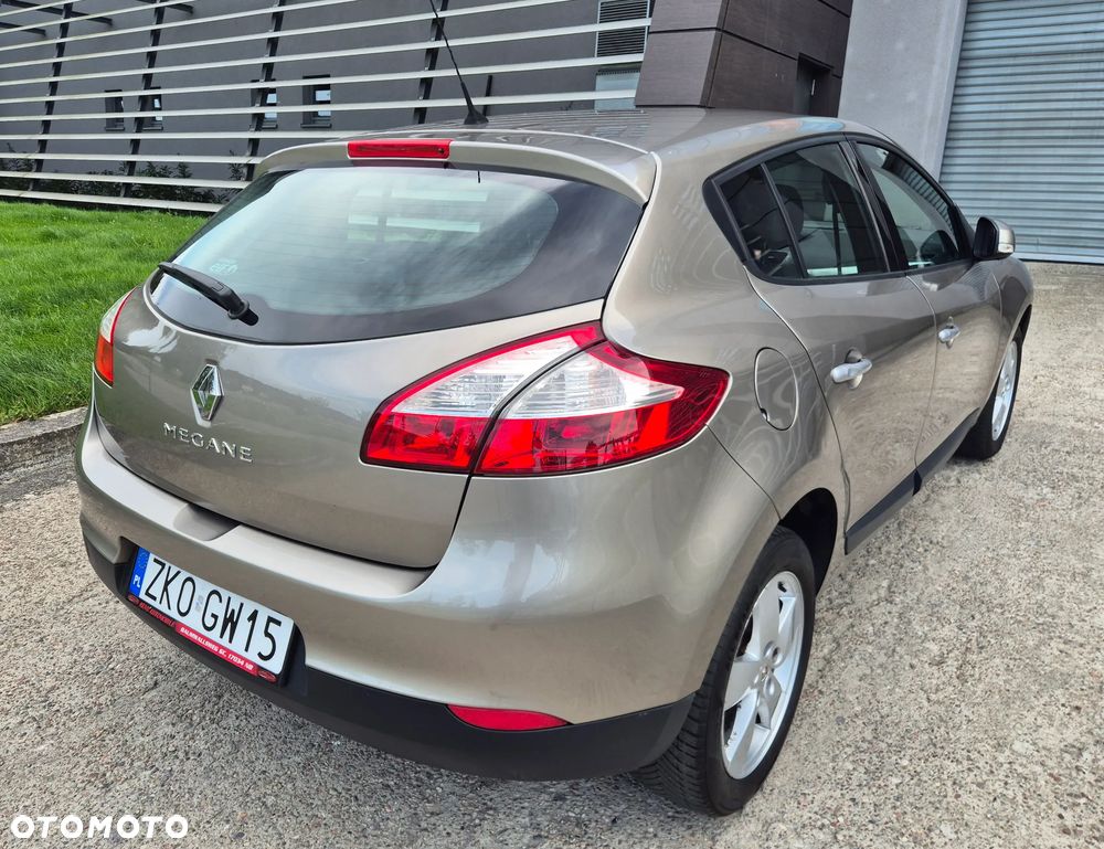 Renault Megane 1.6 16V 110 LIMITED - 4