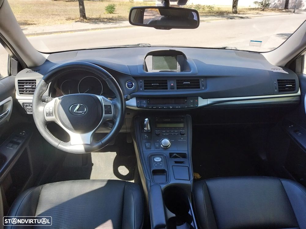 Lexus CT 200h 11 P.Dynamic+P.Navegação - 9
