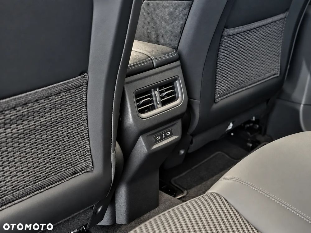 Renault Austral 1.2 E-Tech Full Hybrid 200 Esprit Alpine MMT - 17