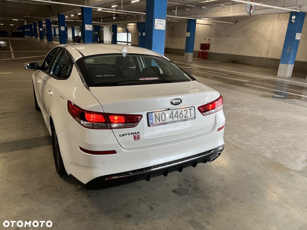 Kia Optima - 7